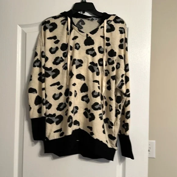 White Birch Hoodie with Thumbholes - Picture 1 of 5